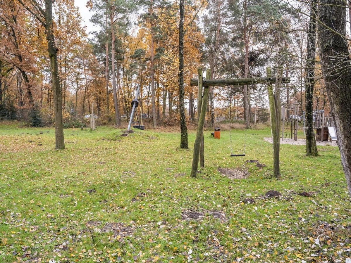 Modern Holiday Home In Stramproy In The Forest Extérieur photo